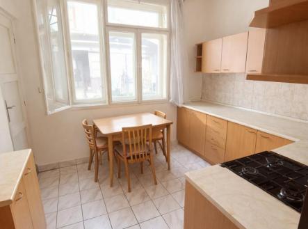 kuchyne2.jpg | Prodej - dům/vila, 350 m²