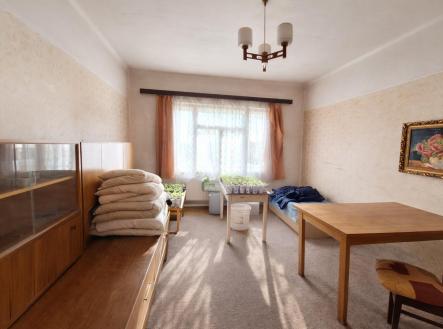 pokoj_predni1.jpg | Prodej - dům/vila, 350 m²