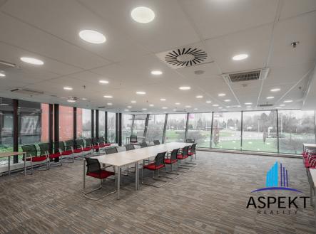 dma00446-hdr.jpg | Pronájem - kanceláře, 18 m²