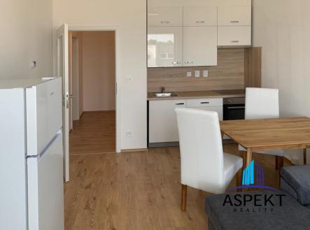 a020e8c4-8b5f-45dd-9c9e-56b24324da6d.jpeg | Pronájem bytu, 2+kk, 42 m²