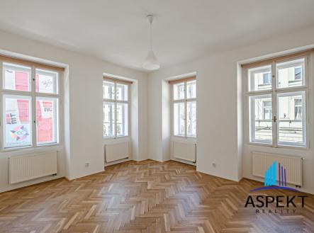 dma-6824-hdr.jpg | Pronájem bytu, 2+1, 65 m²