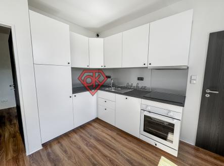 2025-07-0002-016.jpg | Pronájem bytu, 2+kk, 37 m²