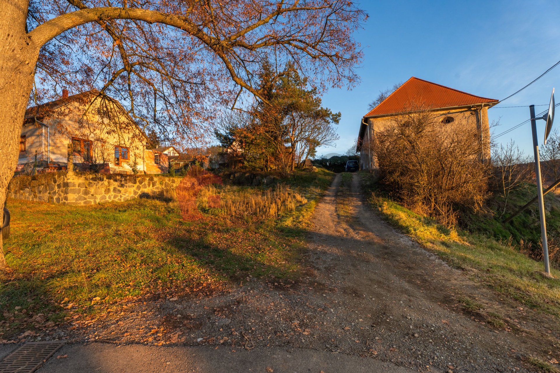 Stavební pozemek pro RD 656 m2 Sudovice - Nový Knín