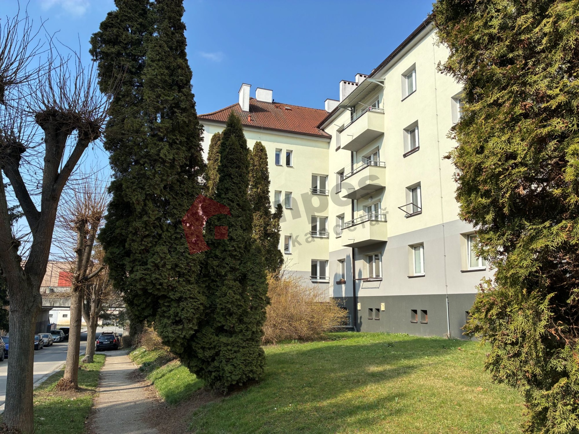 Pronájem příjemného bytu 2+1, 70 m2 s balkonem + 2x sklep, Trocnovská ul. č.p. 2181 Tábor