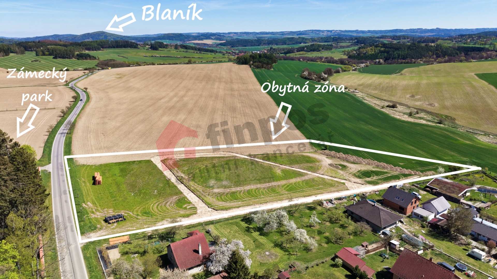 Prodej stavebních pozemků "POD ZÁMKEM" - v obci Ratměřice, okres Benešov u Prahy.