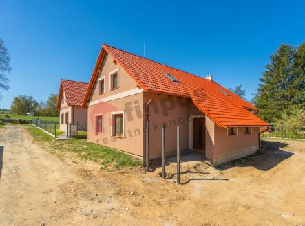 Prodej - dům/vila, 214 m²