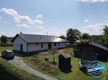 RD přední | Prodej - dům/vila, 166 m²