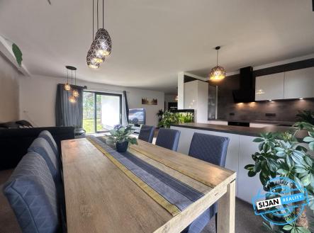 jídelna | Prodej - dům/vila, 166 m²