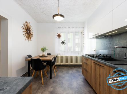 Prodej rodinného domu v Opavě | Prodej - dům/vila, 140 m²