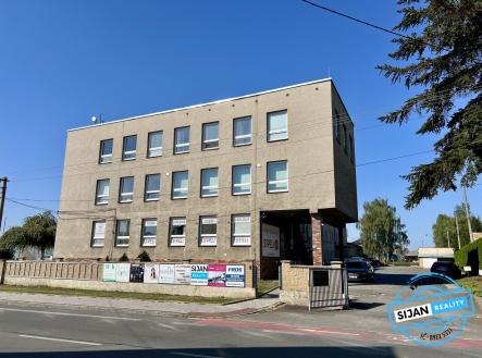 Pronájem garáže v Opavě | Pronájem - malý objekt/garáž