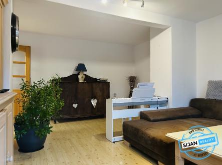 Prodej rodinného domu  | Prodej - dům/vila, 234 m²