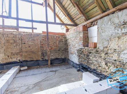 Prostor pro koupelnu s vanou, sprchovým koutem a toaletou  | Prodej - chata/rekreační objekt, 141 m²