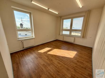 20260526-112555-325.jpeg | Pronájem - kanceláře, 59 m²