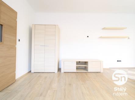 25899DC8-B6FE-43A2-8B62-94D01C87108E | Pronájem bytu, 2+kk, 44 m²