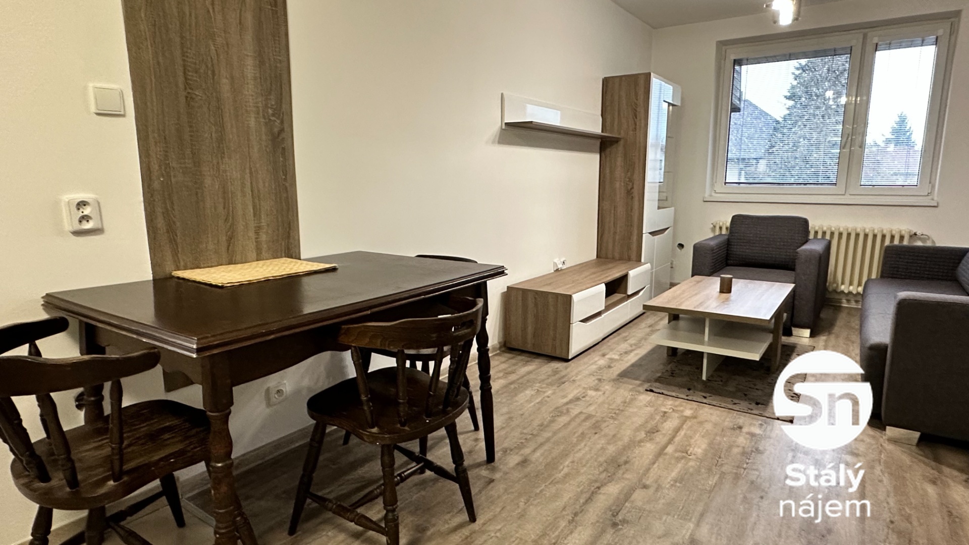 7E99A159-C3AF-45C8-9898-9E9FB3E8DB8A