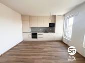 Pronájem bytu, 3+kk, 72 m²