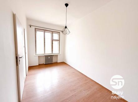 Nádražní | Pronájem bytu, 2+kk, 36 m²