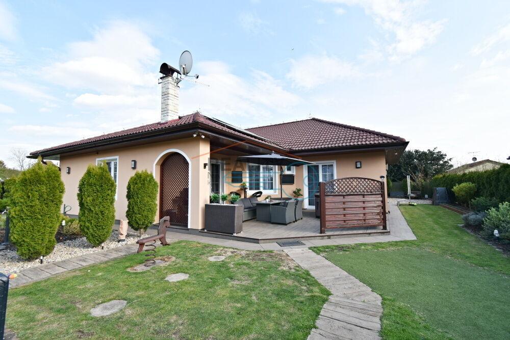 Prodej domu Praha-východ, Pětihosty