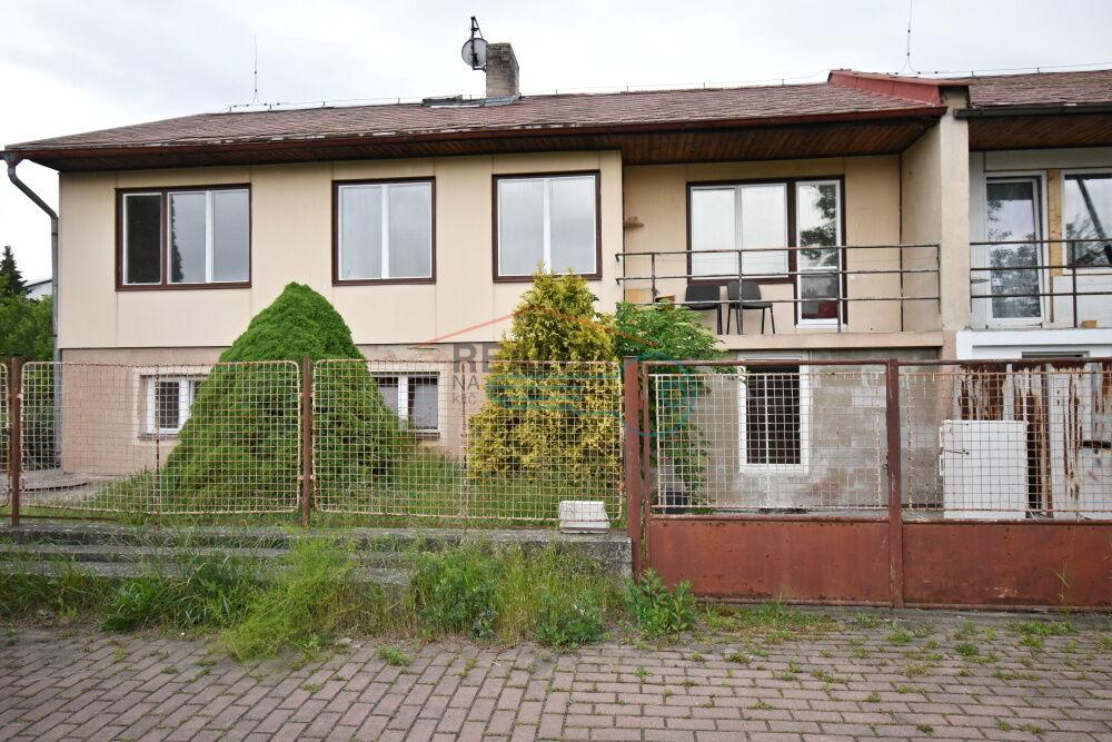 Prodej dvou řadových domů typu Okál, na dvou stavebních parcelách Praha 9