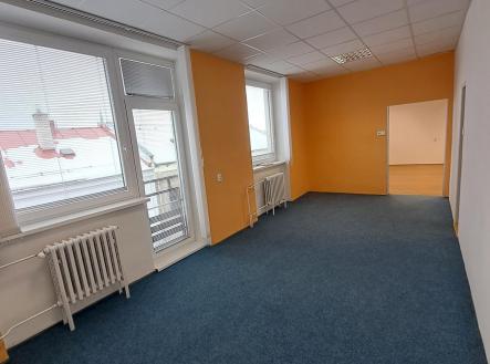 Pronájem - kanceláře, 62 m²
