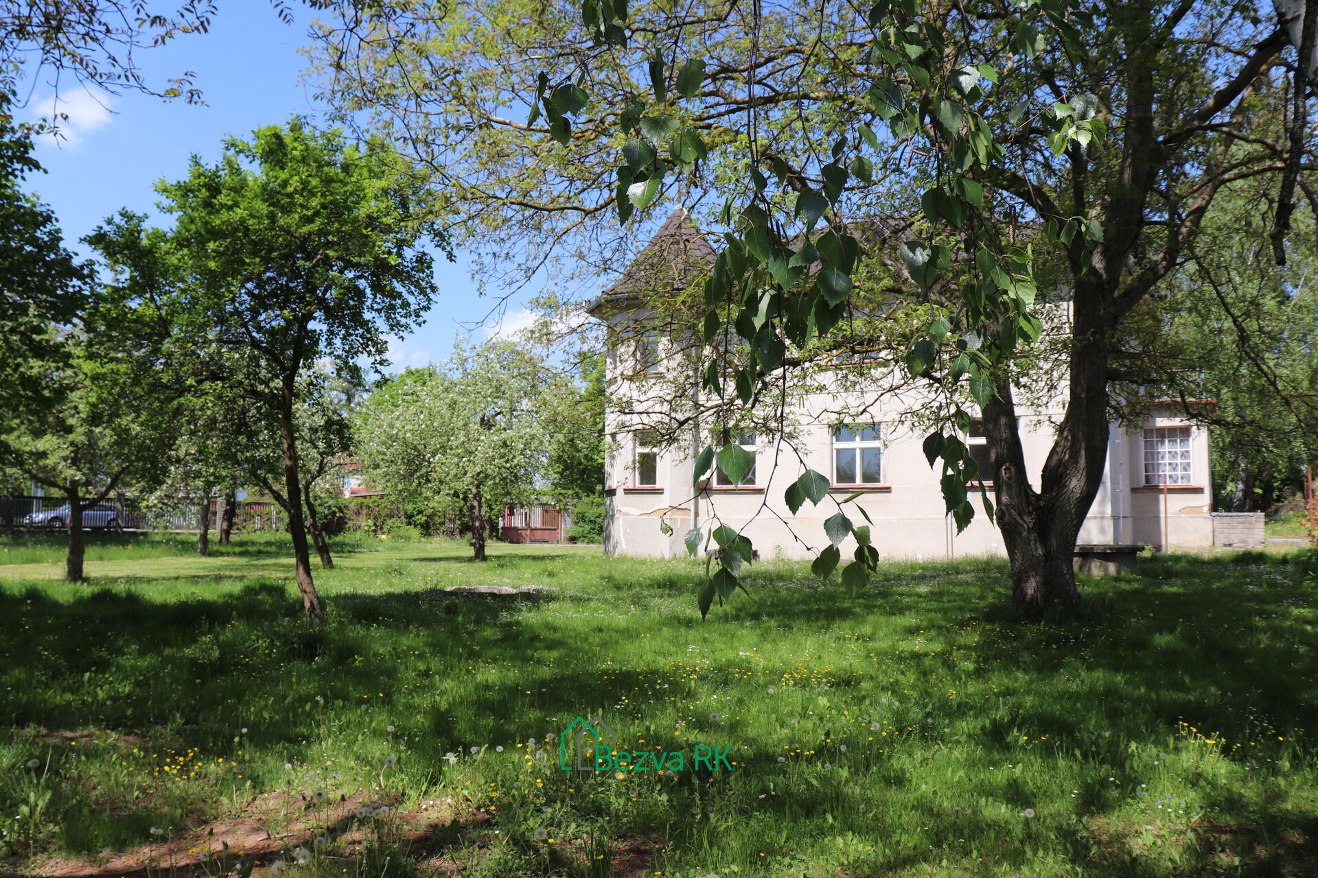 Prodej vily 213m² na pozemku o velikosti 1877m² v obci Orlík nad Vltavou