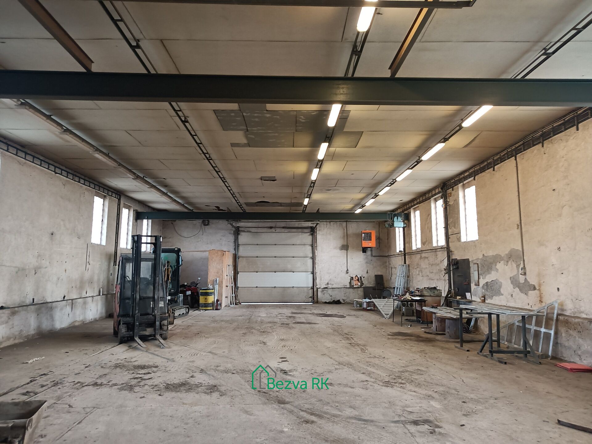 Pronájem haly 461m2 Beroun, Vojanova ulice