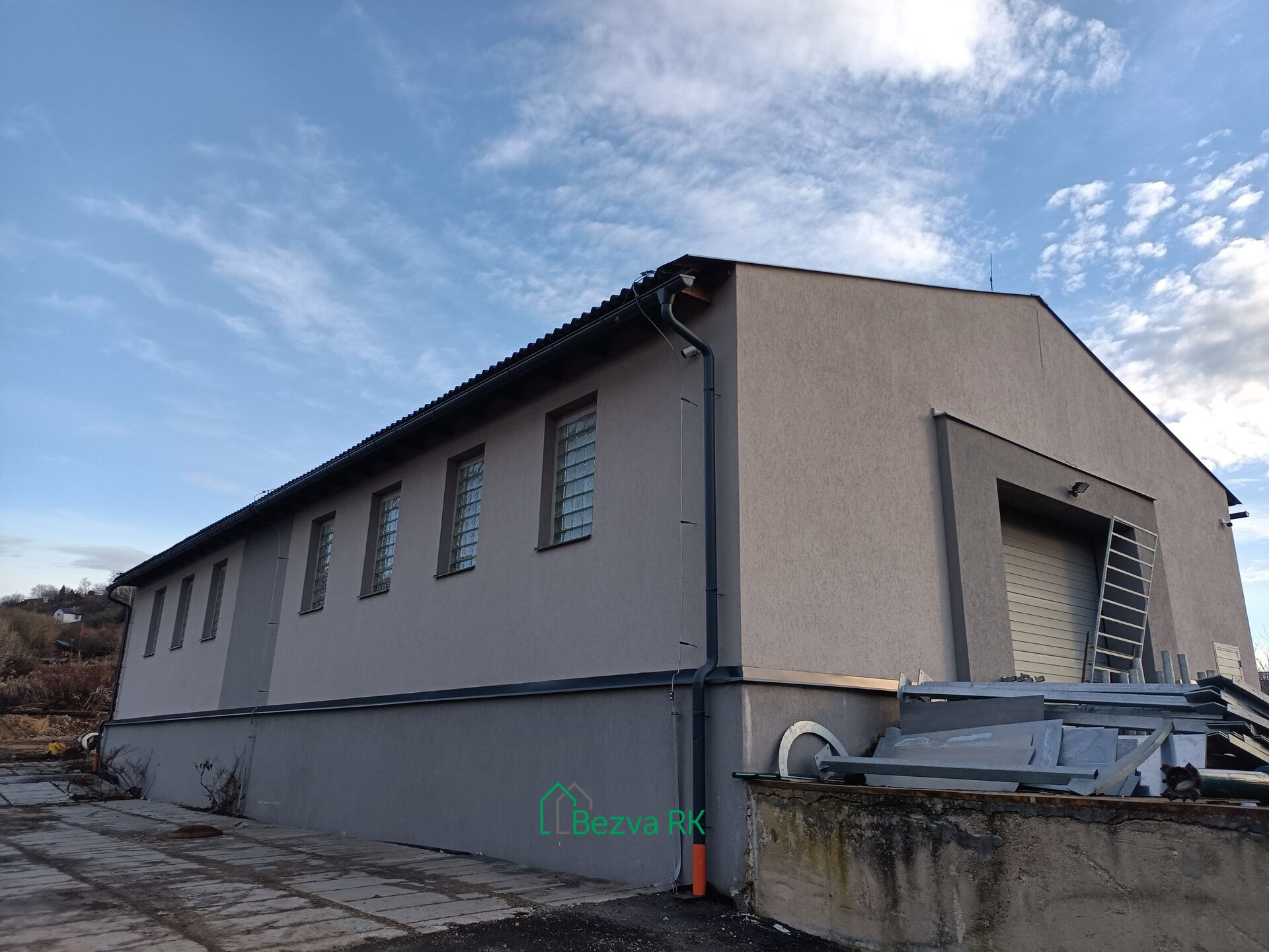Pronájem haly 461m2 Beroun, Vojanova ulice