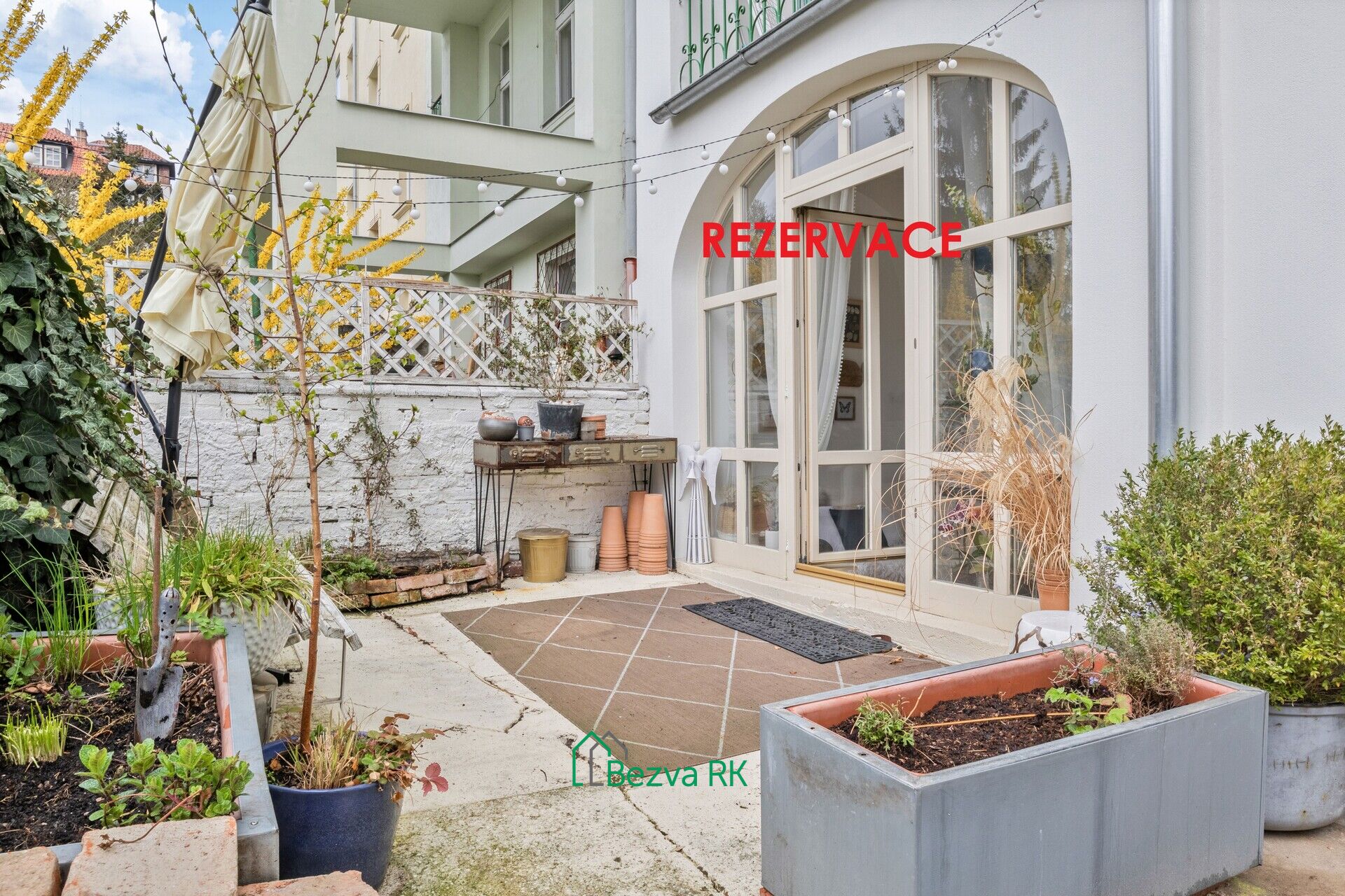 Prodej bytu 2+kk o velikosti 64m², Praha 5 - Smíchov