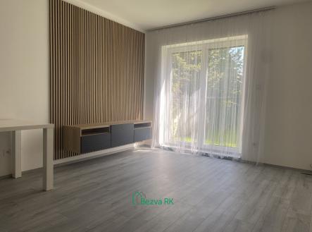 Pronájem bytu, 2+kk, 41 m² obrázek