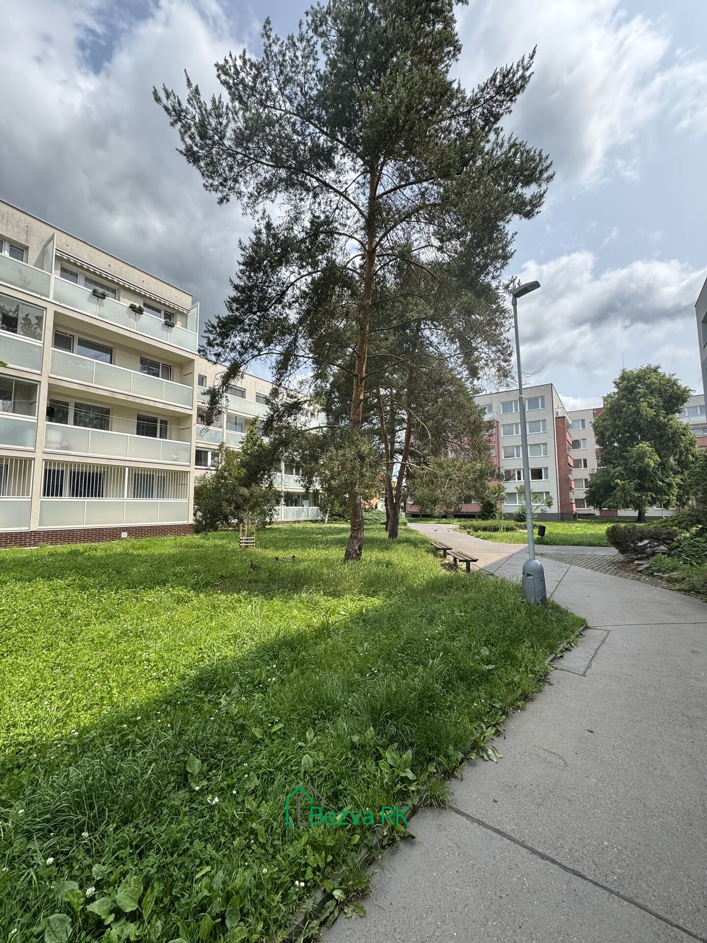 Prodej bytu 3+1/L 65m², centrum Berouna
