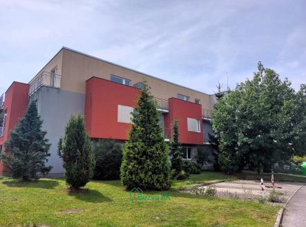 Pronájem bytu, 1+kk, 39 m²