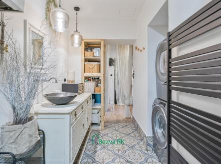 Prodej bytu, 2+kk, 64 m²