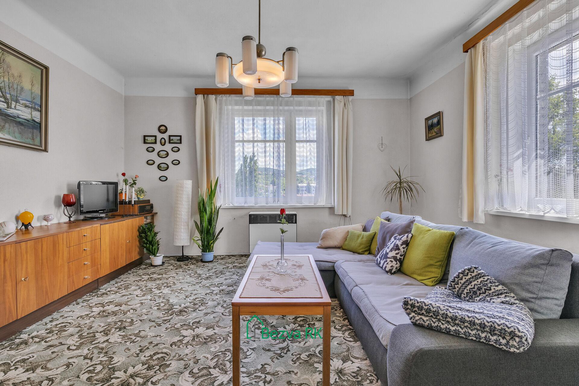 Prodej rodinného domu 5+1 "Na Štulovně" s výhledem na Berounku