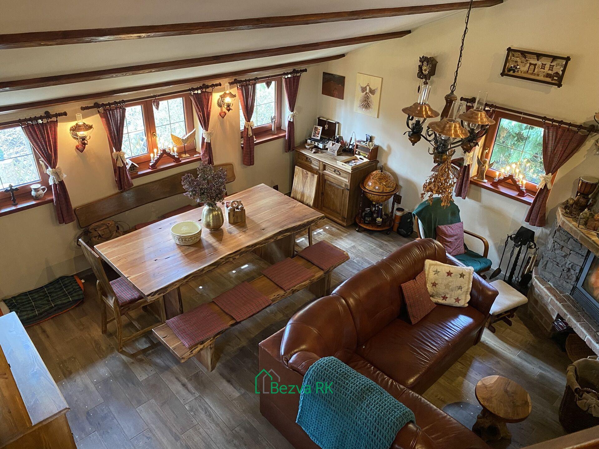 Prodej zděné chaty 63m², pozemek 706m² Orlík nad Vltavou - Staré Sedlo