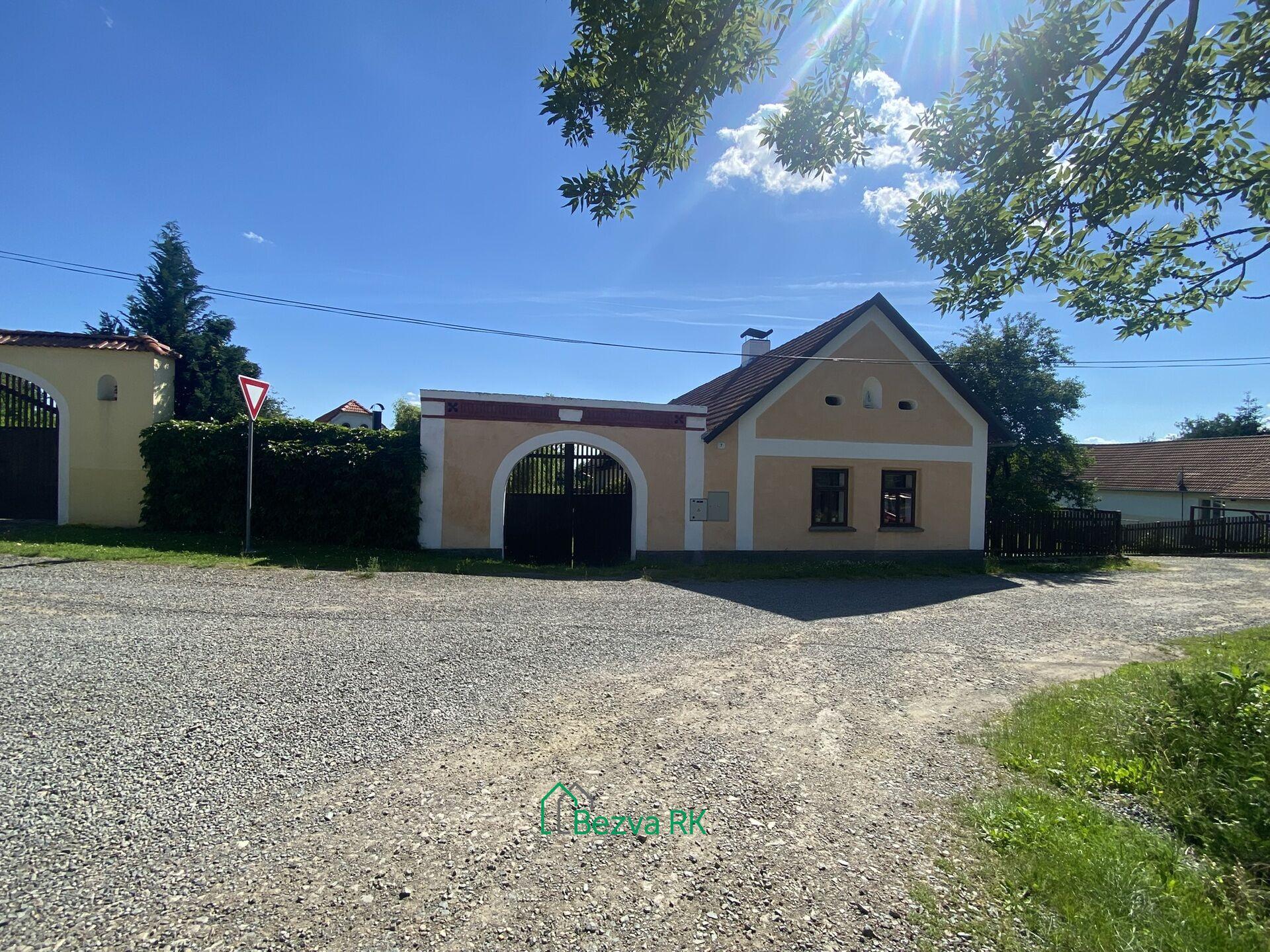 Prodej chalupy 107m², pozemek 5864m² v obci Voltýřov