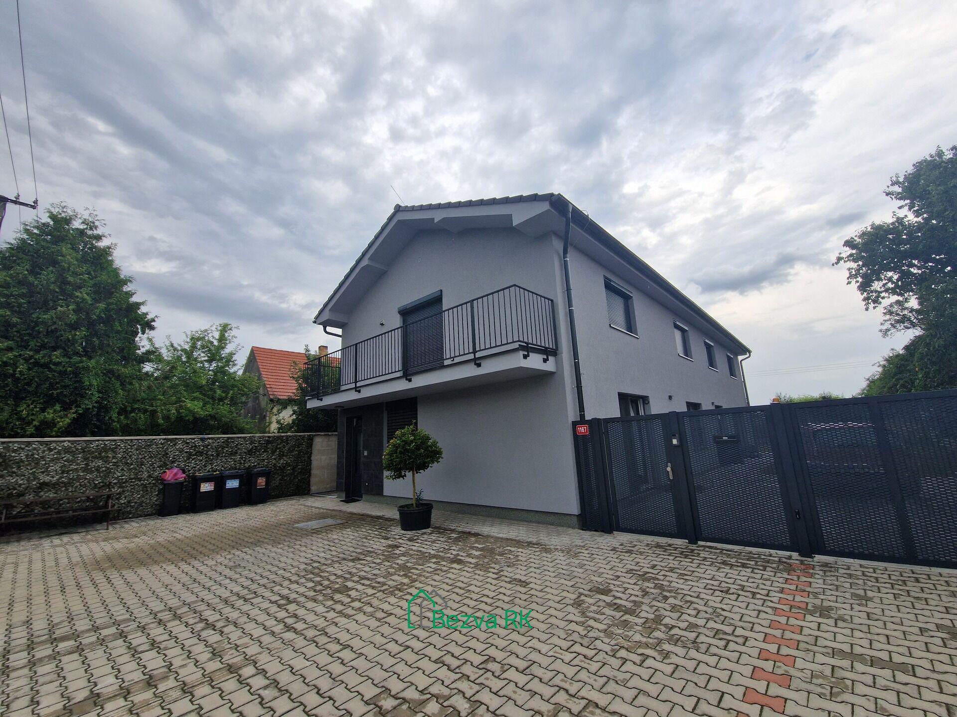 Pronájem bytu 2+KK  56 m2 ,Karlík