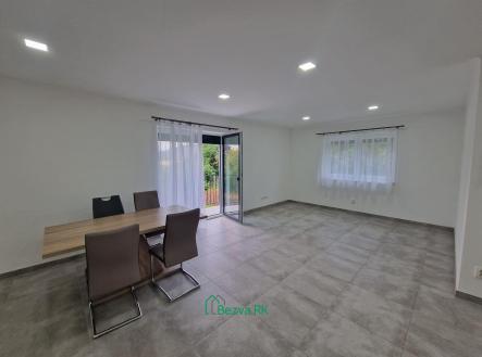 Pronájem bytu, 2+kk, 57 m²