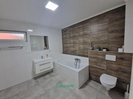 Pronájem bytu, 2+kk, 57 m²