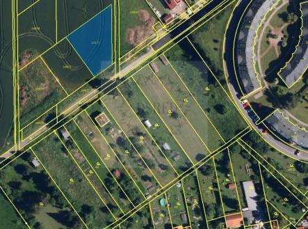 Prodej - pozemek pro bydlení, 1 068 m²