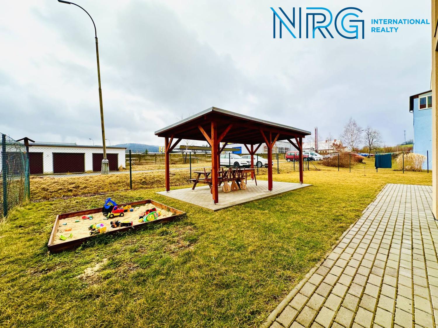 Prodej byt 2 + kk, 41㎡|Plzeňský kraj, Klatovy, Janovice nad Úhlavou, Rozvojová zóna 502, 34021