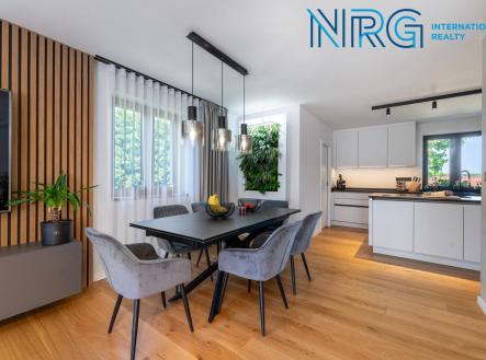 Prodej - dům/vila, 320 m²