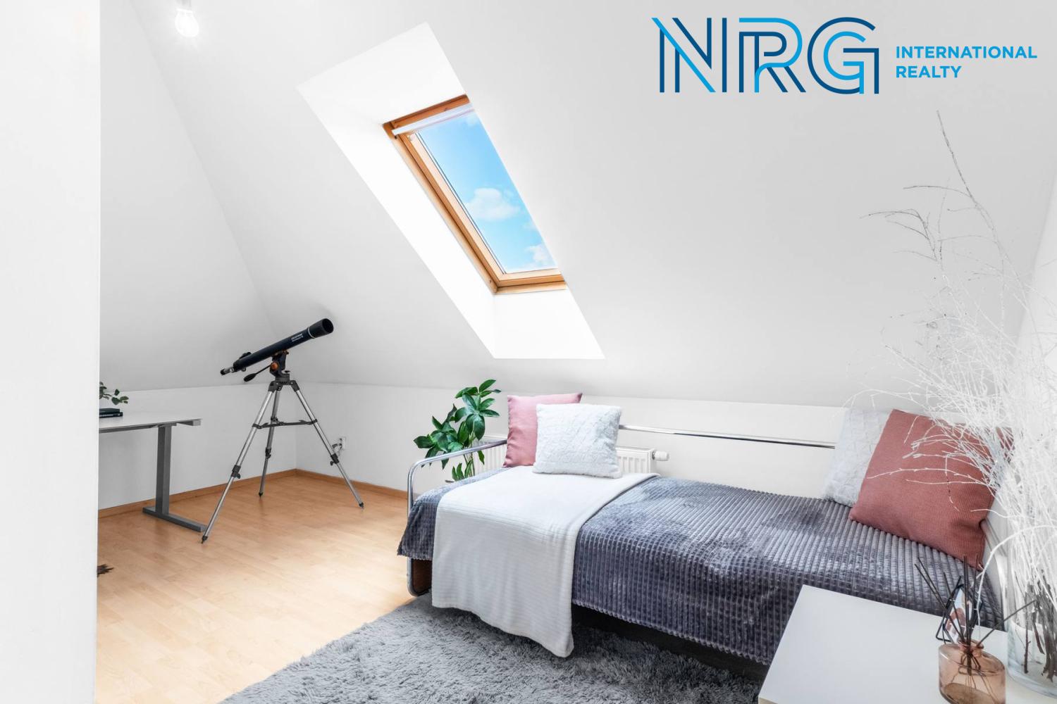 Prodej byt 4 + kk, 115㎡|Středočeský kraj, Beroun, Králův Dvůr, Počaply, Plzeňská 70, 26701