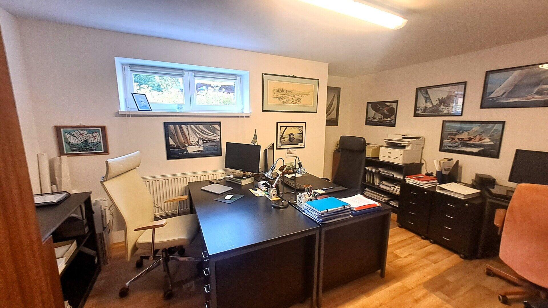 Prodej komerčního prostoru 26,4 m², 1.PP, ul. Oranžová, Chrášťany, Praha-západ