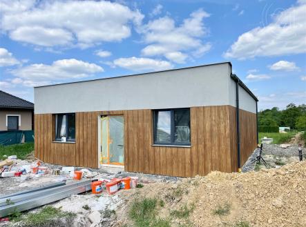 . | Prodej - dům/vila, 107 m²