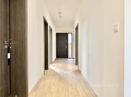 . | Prodej - dům/vila, 107 m²