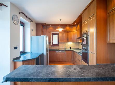 . | Prodej - dům/vila, 145 m²