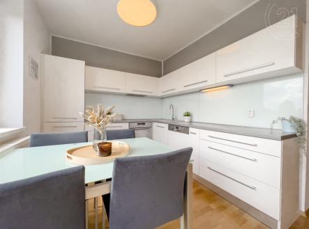 . | Pronájem bytu, 3+kk, 78 m²