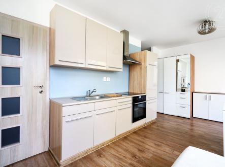 Pronájem bytu, 1+kk, 36 m² obrázek