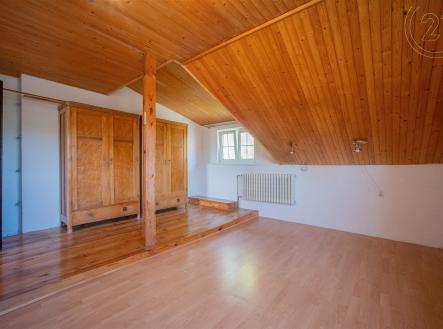 . | Prodej - dům/vila, 205 m²