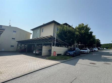 . | Pronájem bytu, 3+kk, 52 m²